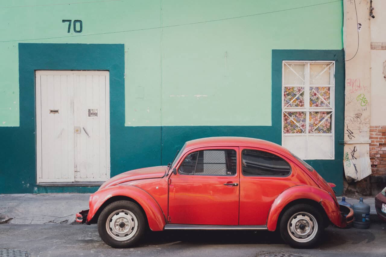 Colors in Photography, green, red car