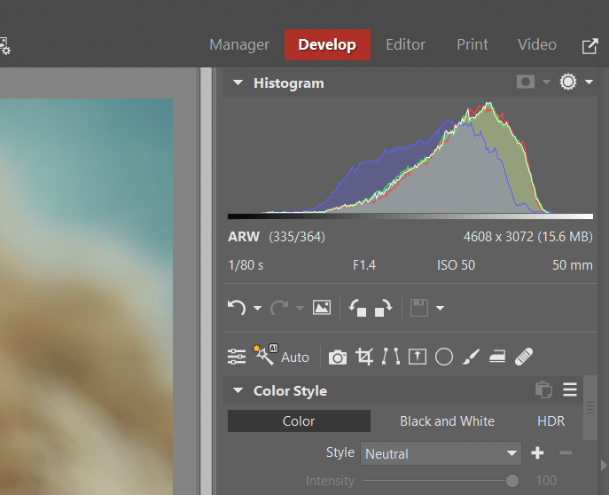 Low-Contrast Photography, histogram